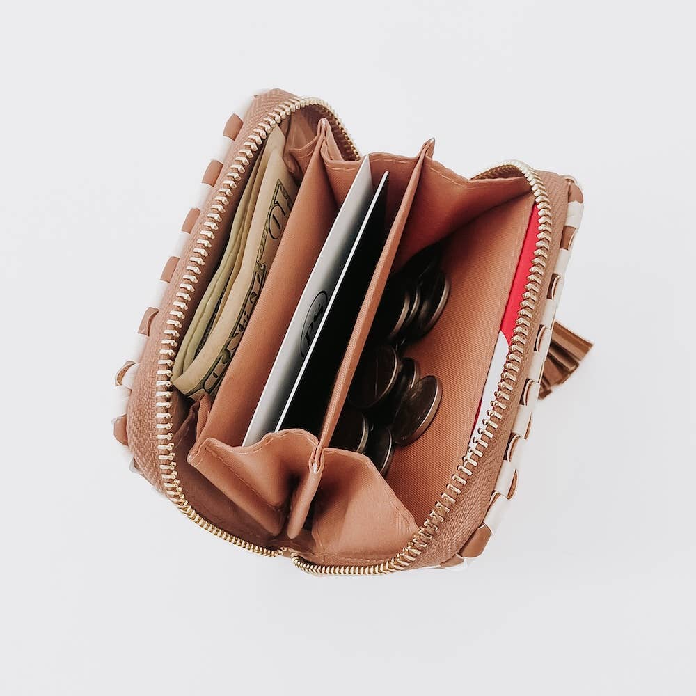 The Wynona Woven Wallet – Checkered Vegan Leather Compact Wallet: Black/Tan