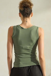 The Briar Seamless Fitted Tank – Everyday Essential Layering Top