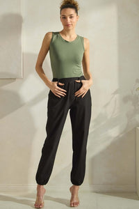 The Briar Seamless Fitted Tank – Everyday Essential Layering Top