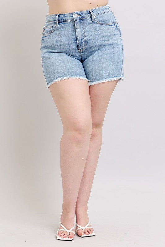 Judy Blue Plus Size Comfort Stretch Mid-Rise Stretch Denim Shorts – Light Wash | Frayed Hem