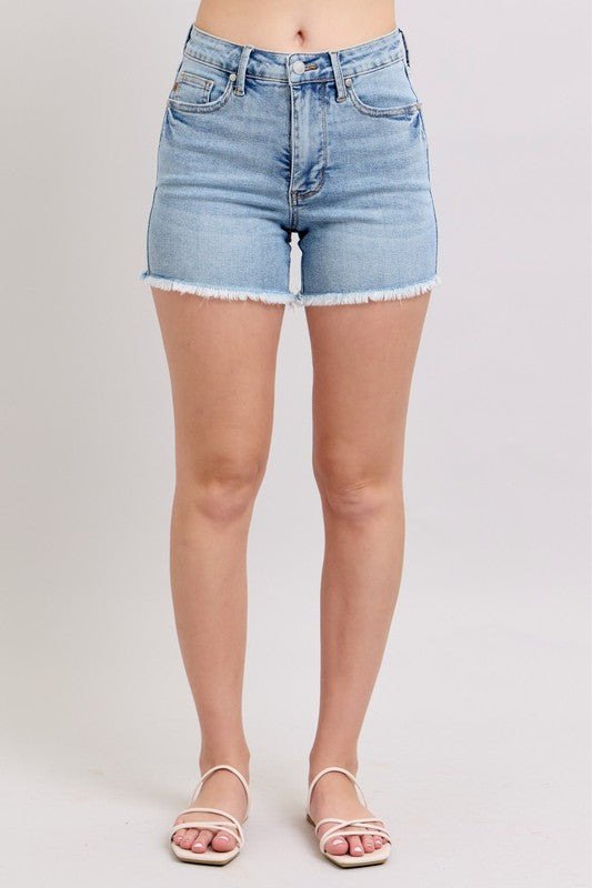 Judy Blue Comfort Stretch Mid-Rise Stretch Denim Shorts – Light Wash | Frayed Hem