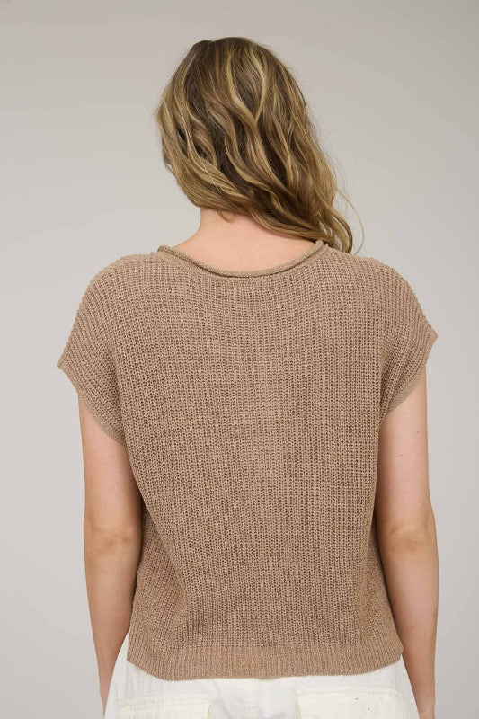The Brooke Waffle Knit Cap Sleeve Sweater – Black & Camel
