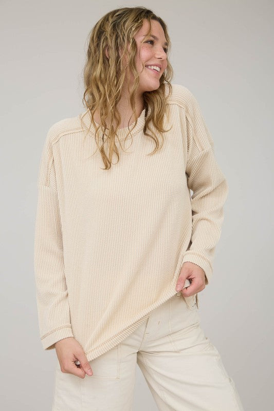 The Fallon Ribbed Exposed Seam Pullover:Cream – Raw Edge Cream Knit Top