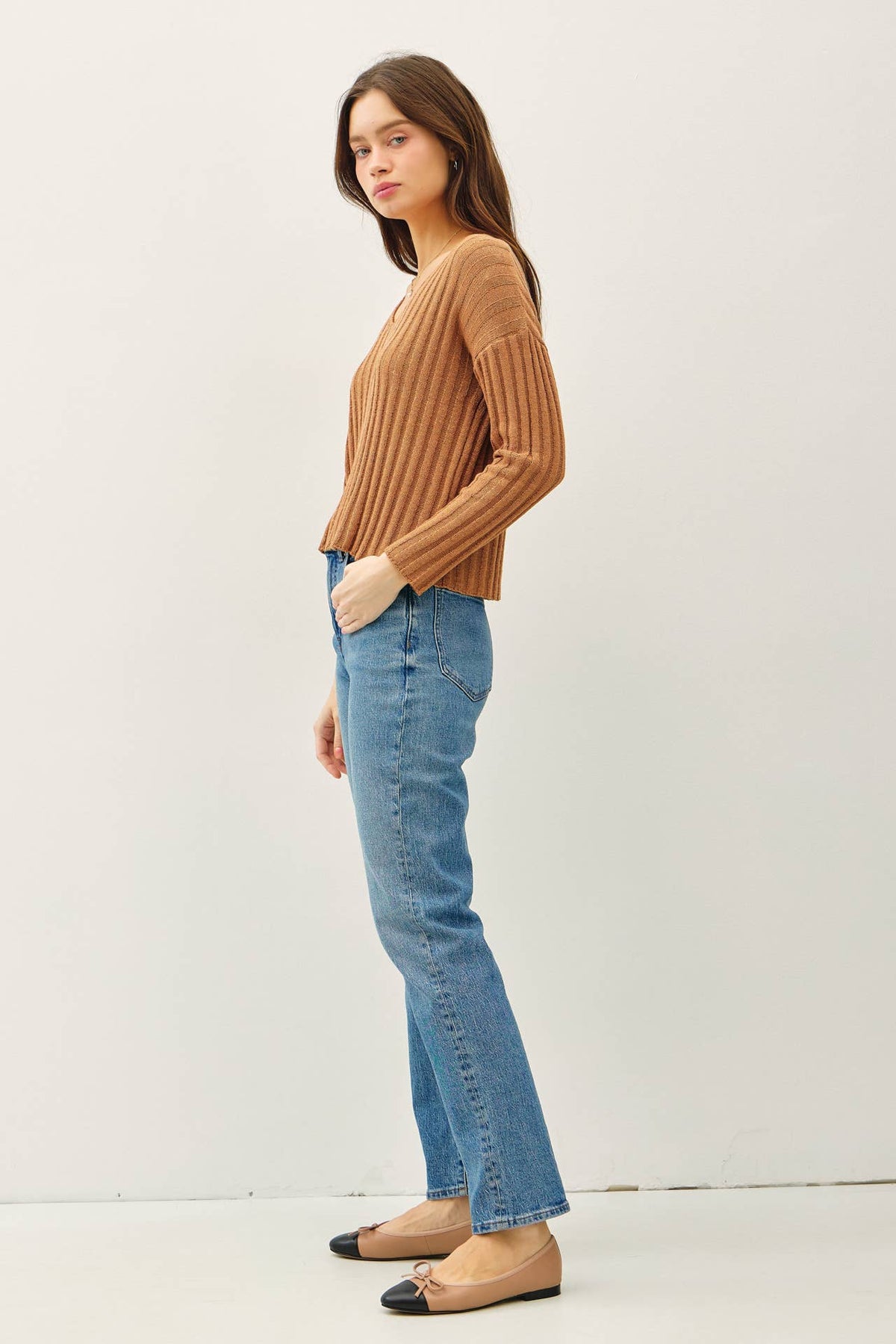 Georgia Ribbed V-Neck Sweater – Cozy Rust Knit Pullover with Drop Shoulders