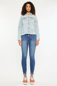 The Dawson Frayed Hem Denim Jacket – Light Wash Comfort Stretch