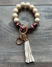 Bloom & Go: Floral Silicone Bead Wristlet Keychain – Chic, Durable & Functiona