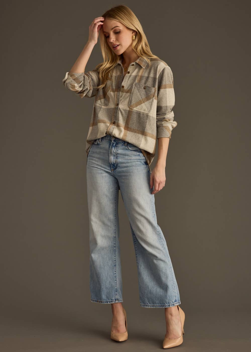 The Sutton Soft Brushed Plaid Button-Up – Grey/Mocha