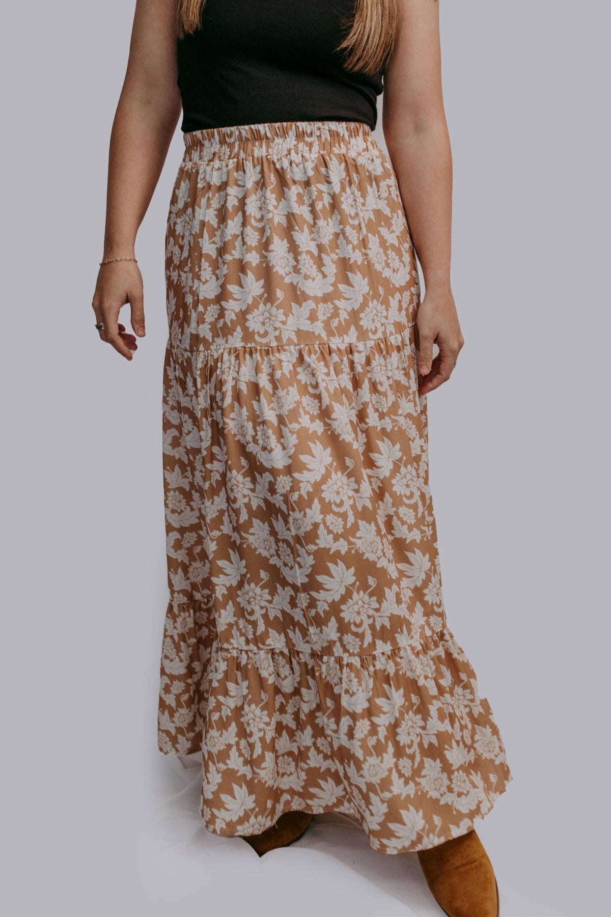 Savannah Floral Tiered Maxi Skirt – Neutral Side Slit Spring Skirt