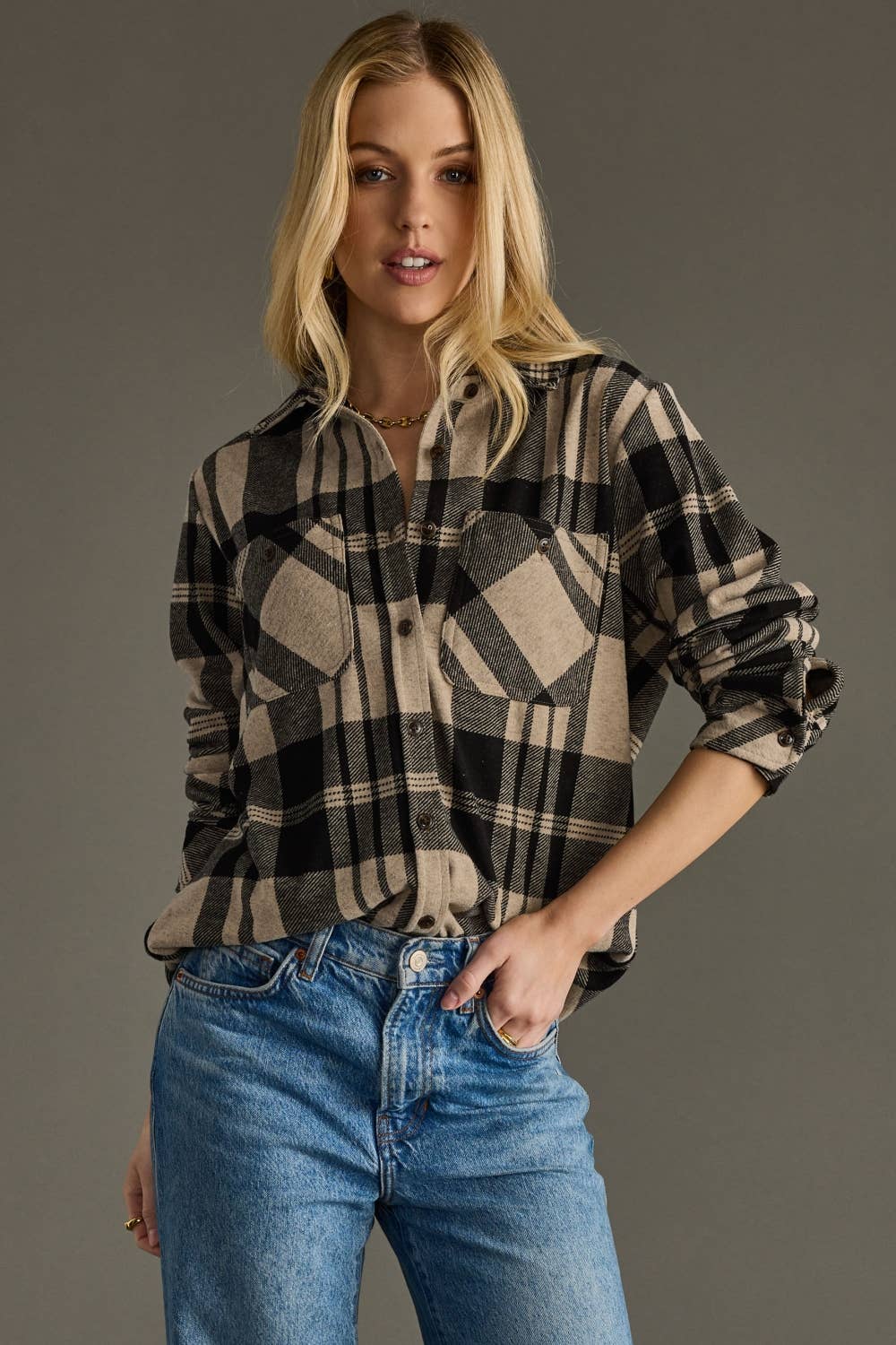 The Sutton Soft Brushed Plaid Button-Up – Tan/Black