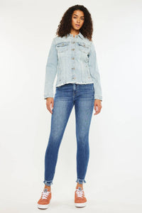 The Dawson Frayed Hem Denim Jacket – Light Wash Comfort Stretch