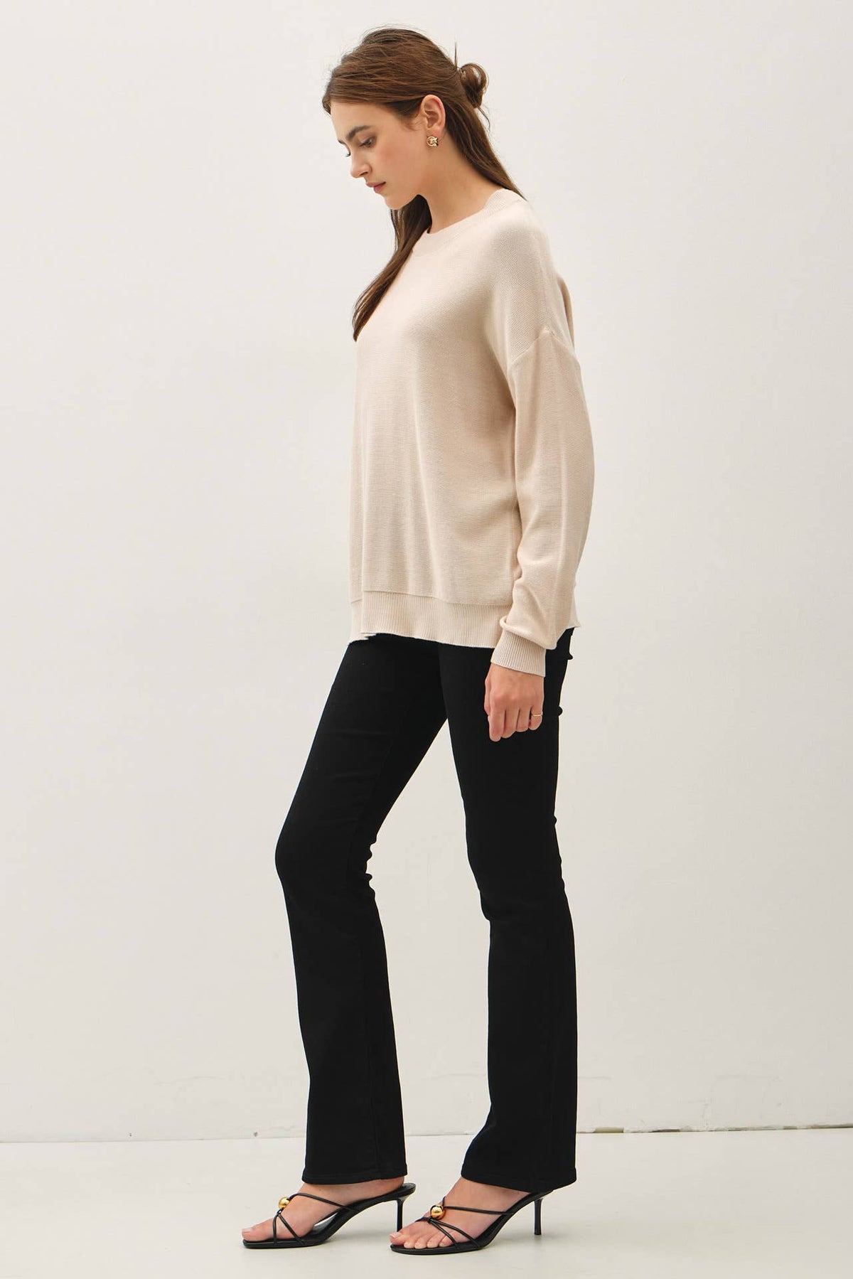 The Callie Lightweight Cotton Sweater – Oatmeal & Dusty Blue
