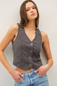 The Delaney Washed Button-Up Vest – Tencel Tailored Fit in Sandstone, Coal, & Clay Rose
