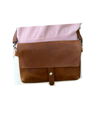Rustic Wanderer: Genuine Crazy Horse Leather Crossbody Bag – Versatile Travel & Everyday Essential