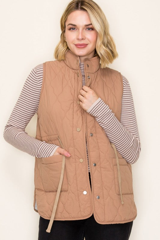 The Wren Quilted Sherpa-Lined Vest – Sage & Mocha
