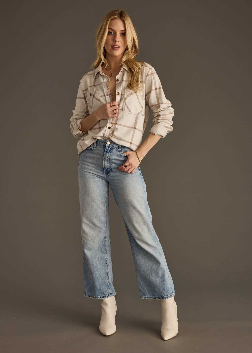 The Sutton Soft Brushed Plaid Button-Up – Beige/ Brown