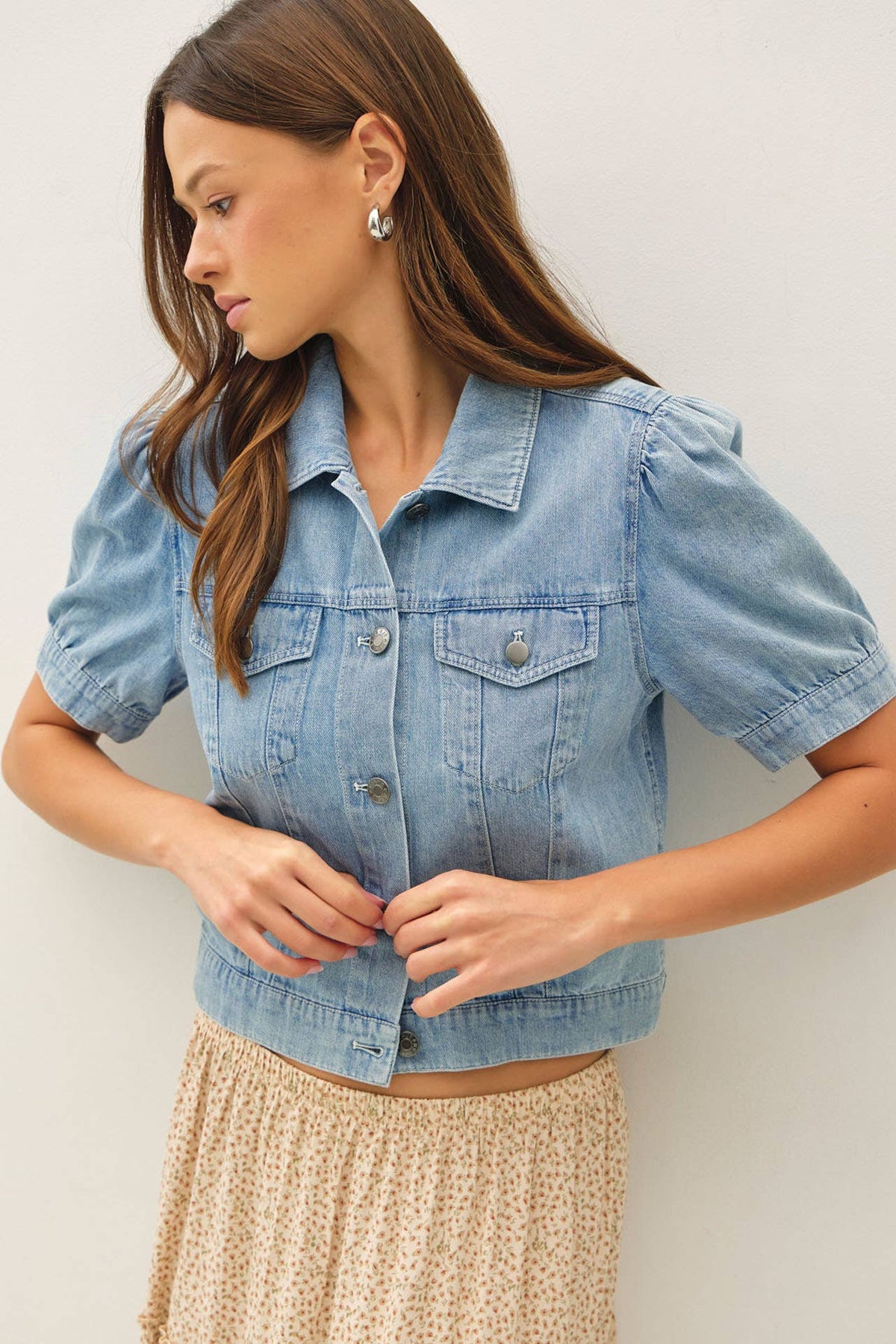 The Harlow Puff Sleeve Denim Jacket: Light Wash