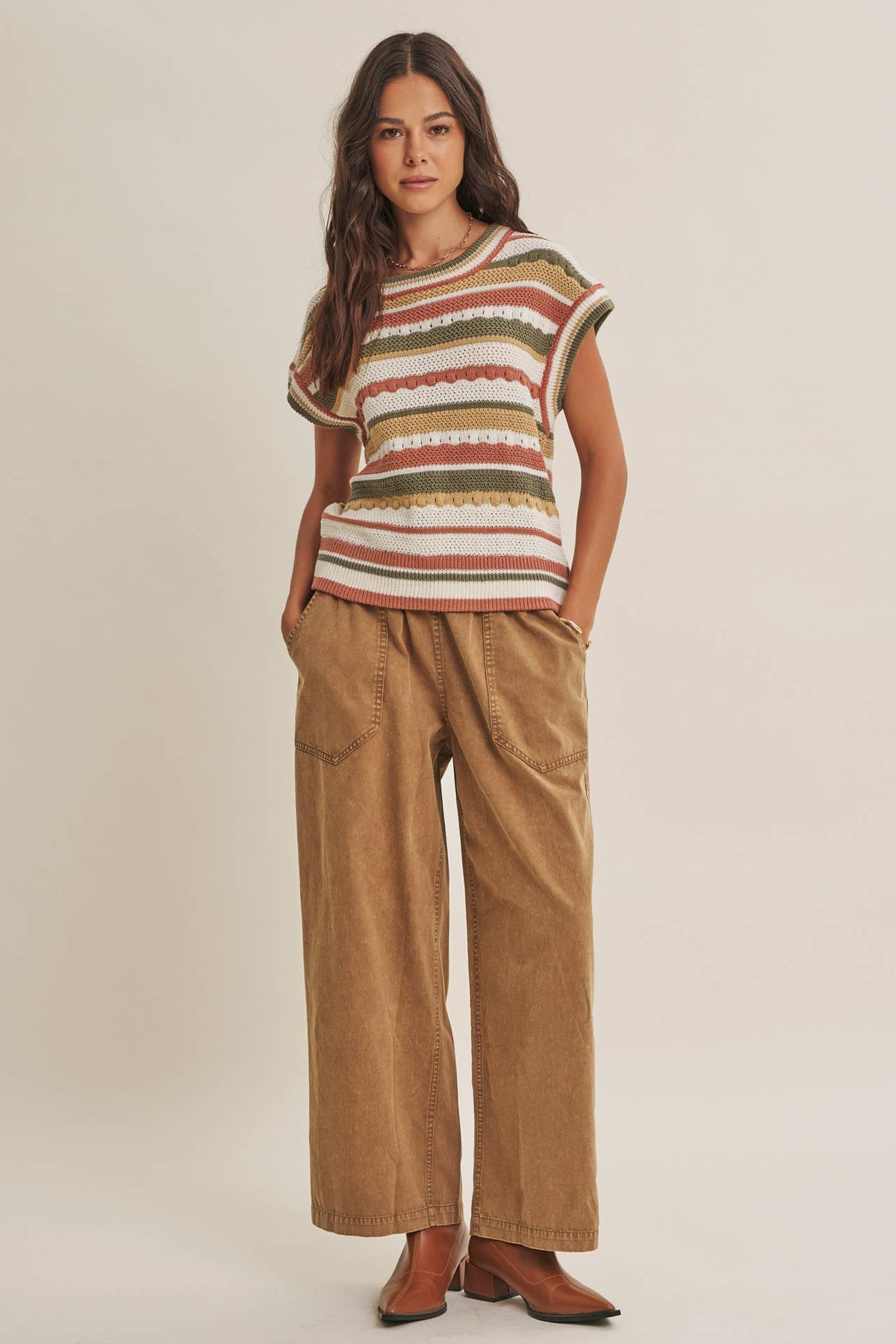 SEASONLESS TRANSITIONAL TEXTURED STRIPE SWEATER VEST: OLIVE MULTI / S