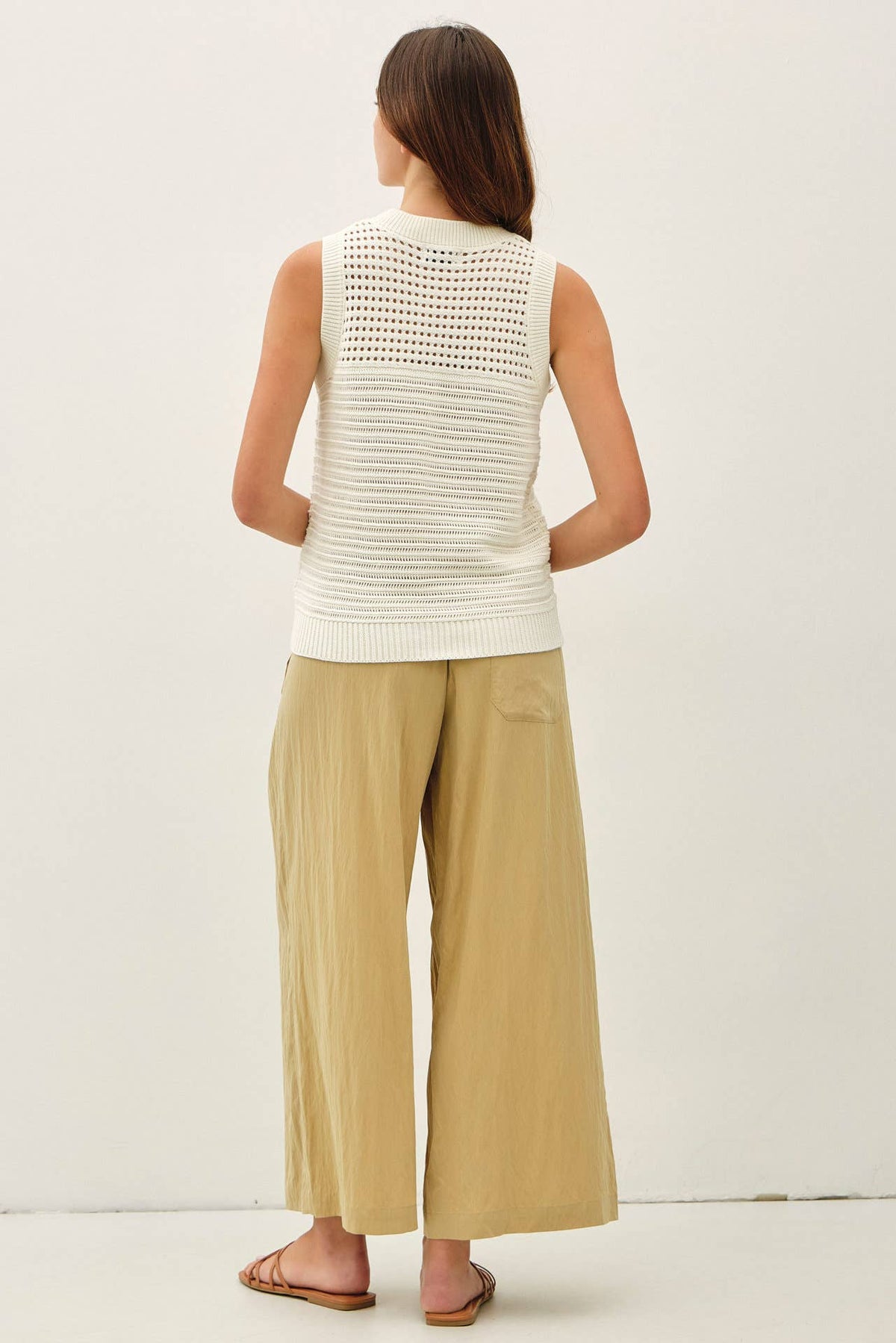 The Sienna Crochet Sweater Tank: Off White  – Sleeveless Textured Knit Cropped Top