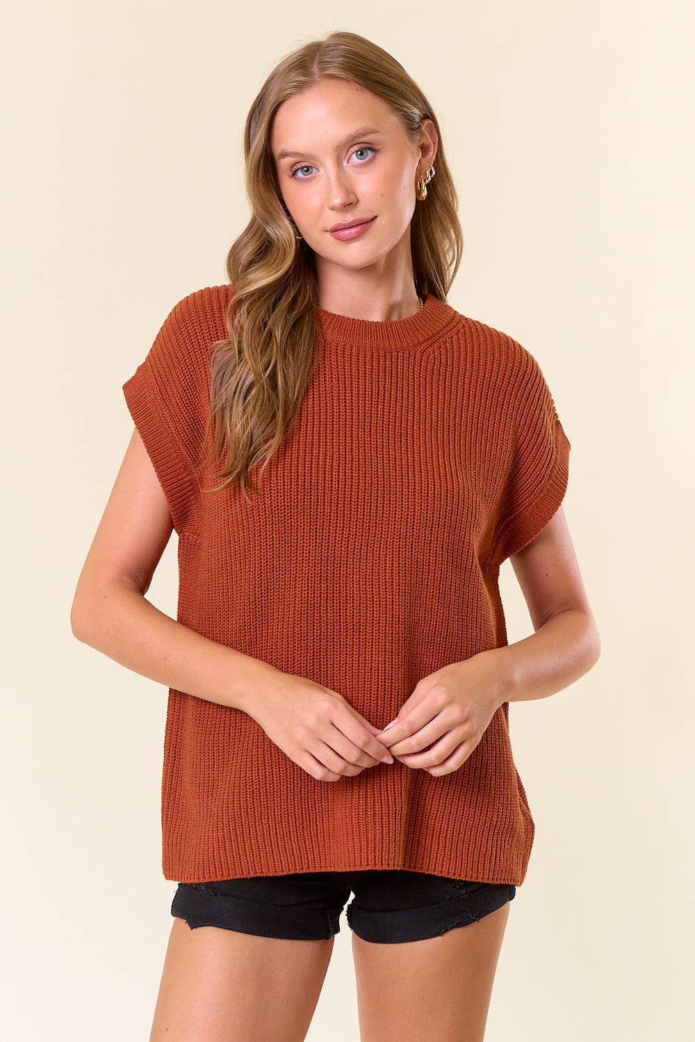 The Maren Ribbed Knit Vest – Rust Brown