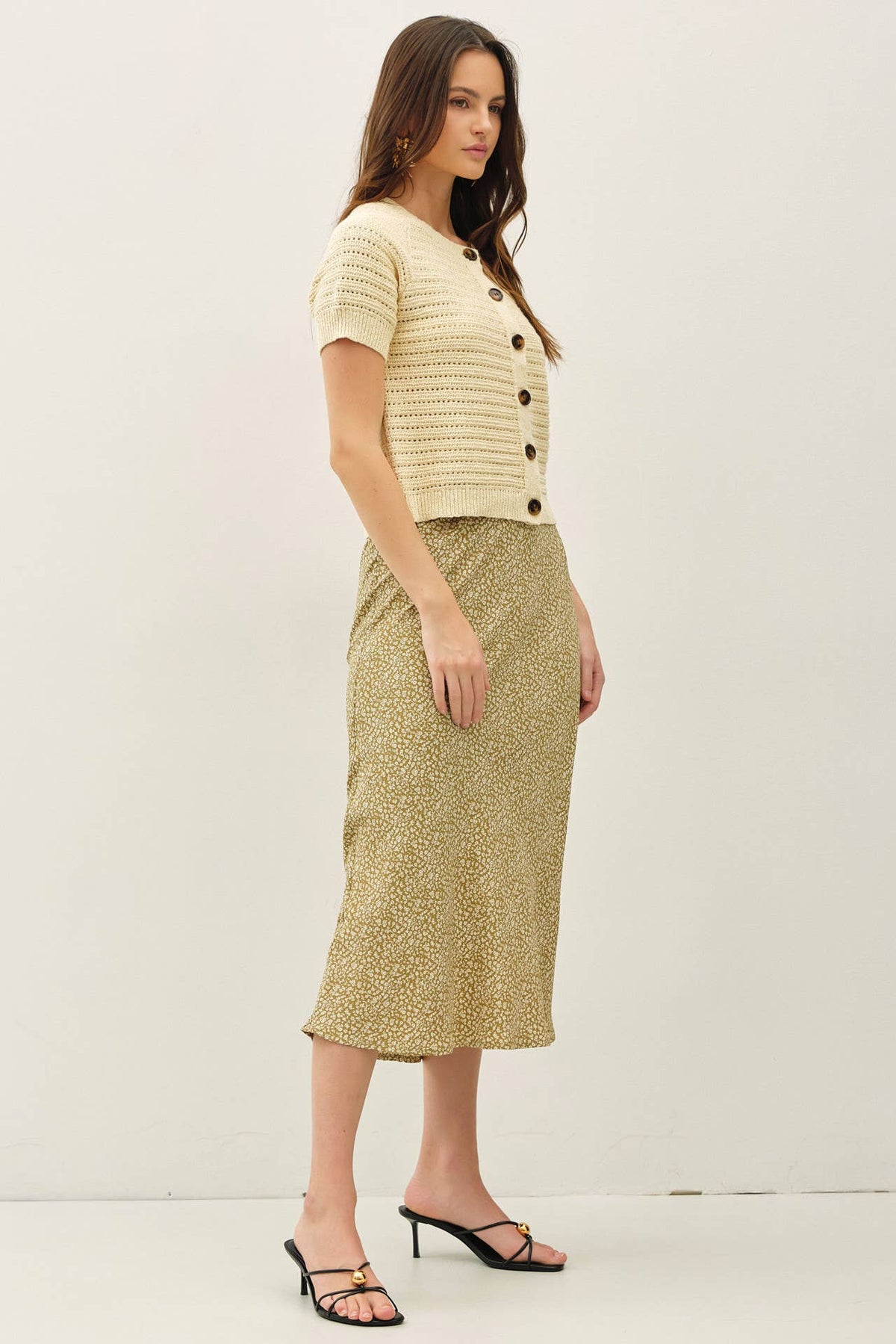 The Maisy Textured Knit Cardigan – Puff Sleeve Cropped Button Down Sweater
