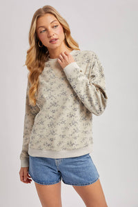 Maisyn Vintage Ditsy Floral Crewneck Sweatshirt – Soft Faded Floral Pullover