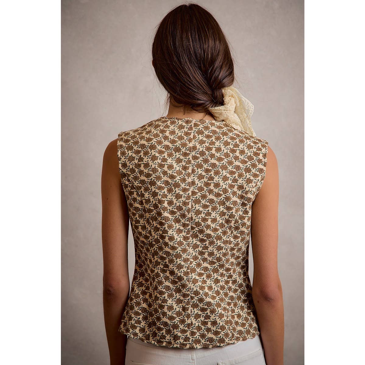 Heirloom Floral Button Vest: Cream/Multi