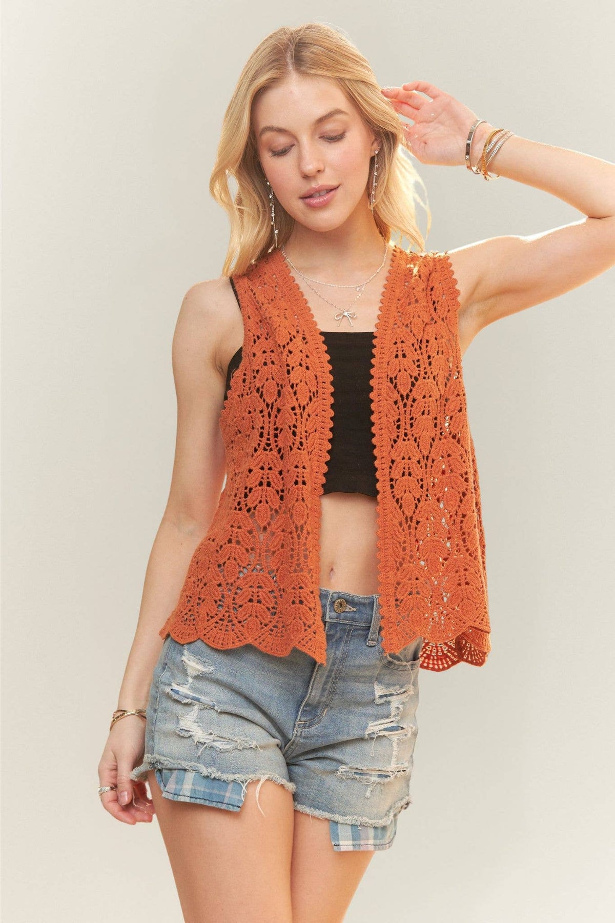 CROCHET VEST SCALLOP HEM - CET3544: Beige / S/M-M/L(3-3)