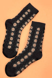 Daisy Textured Socks – Floral Knit Crew Socks for Women