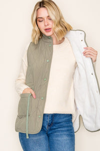 The Wren Quilted Sherpa-Lined Vest – Sage & Mocha