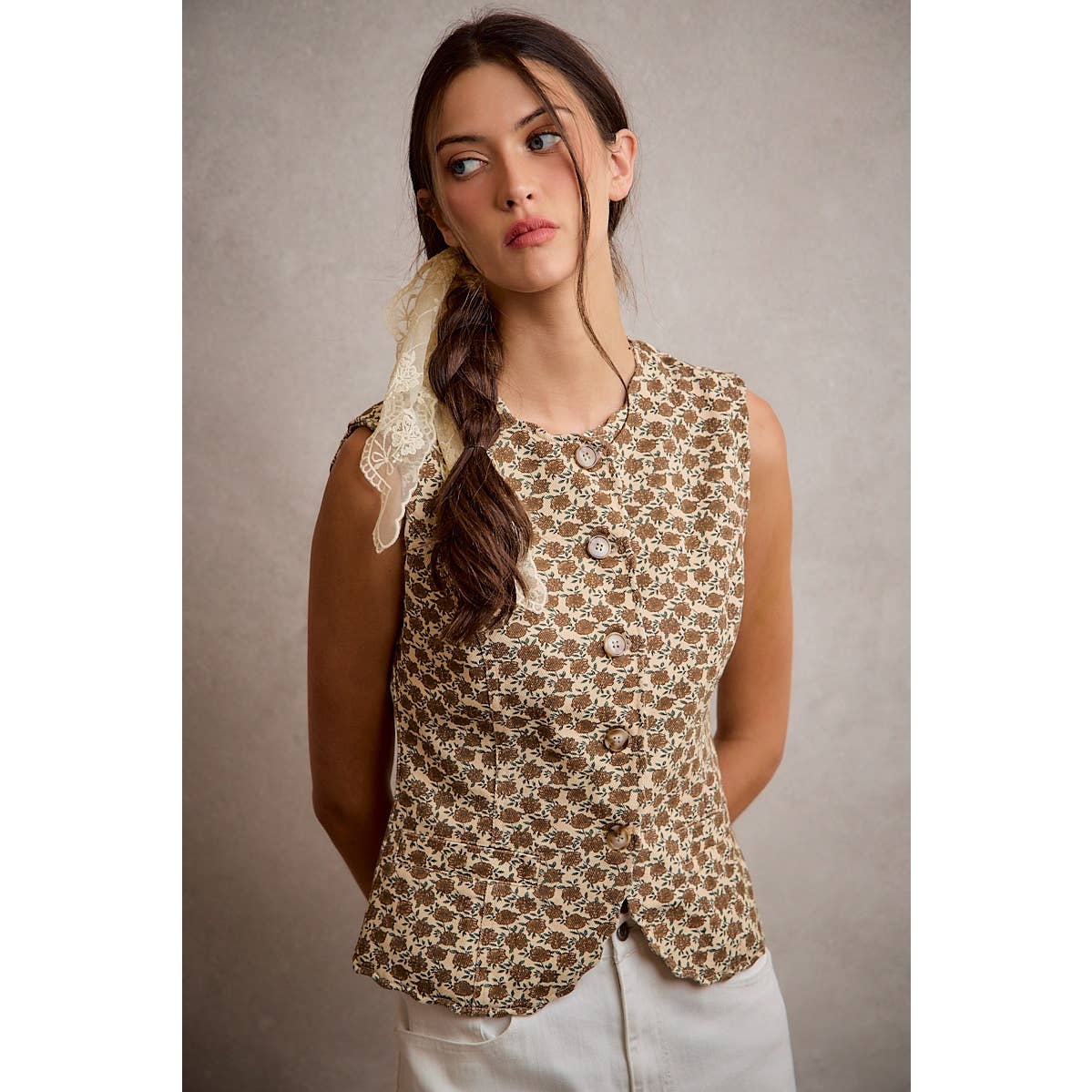 Heirloom Floral Button Vest: Cream/Multi