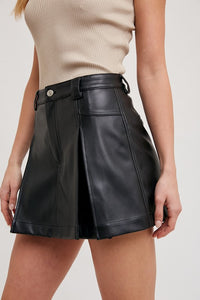 Izzy Vegan Leather Skort: Black