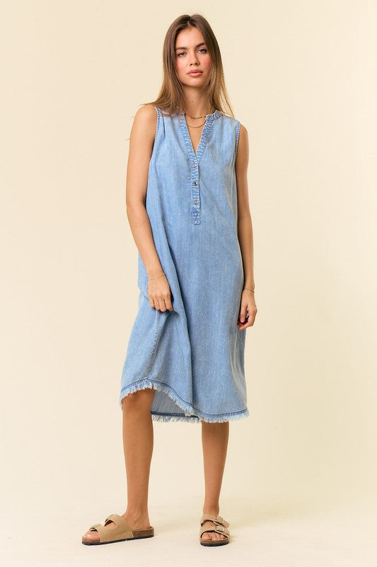 Lydia Tencel Midi Dress: Light Denim