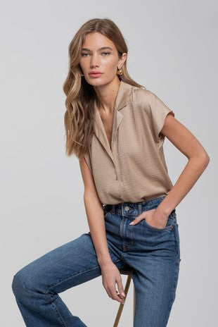 Isla Short Sleeve Drop Shoulder Blouse