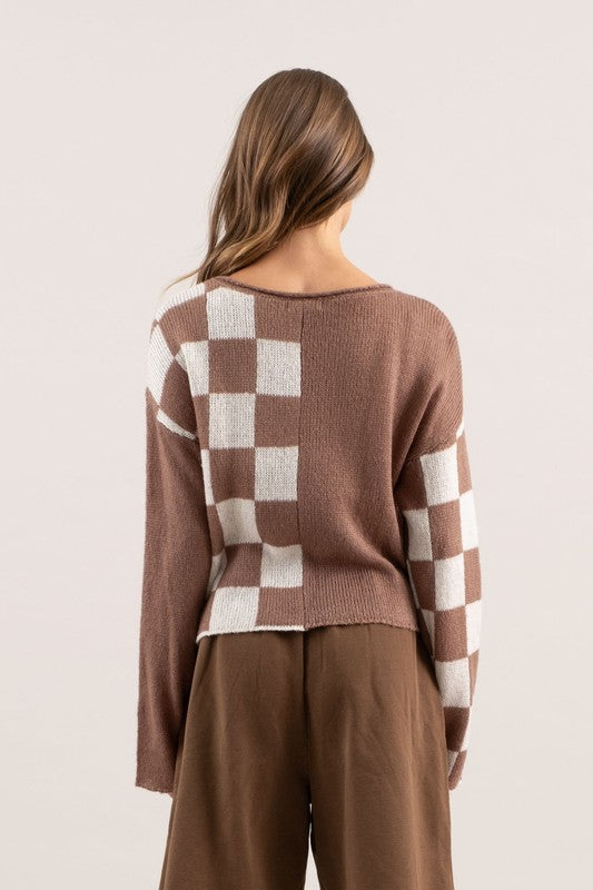 Gracie Color Blocked Checkered Long Sleeve Sweater: Mocha