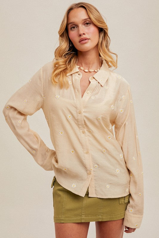 Cute As A Daisy Embroidered Long Sleeve Blouse: Ecru