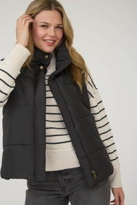 Cedar Trail Zip-Up Puffer Vest – Cozy Cold Weather Essential