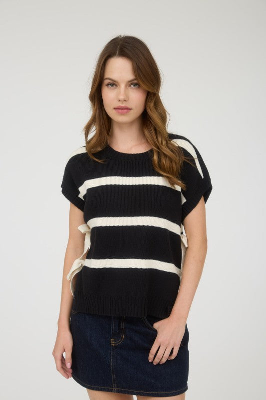 Harbor Lane Striped Side-Tie Sweater – Black & Cream