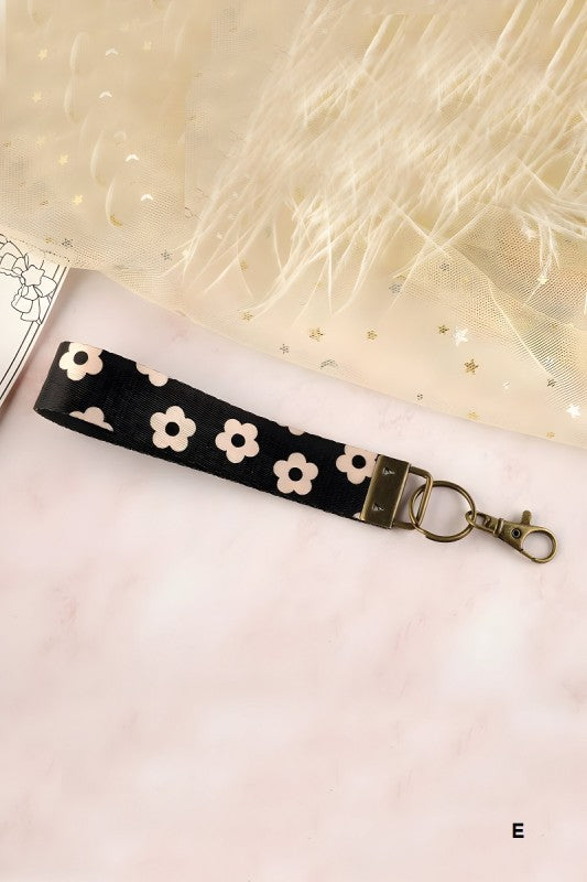 The Marlow Floral Wristlet Keychain – Retro Blooms & Bronze Hardware