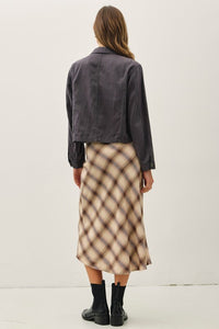 The Elsie Ultra Soft Tencel Blend Shacket – Denim Look Button-Up Jacket with Chest Pockets