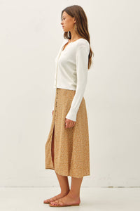 Maelie Lightweight Ribbed Cardigan – Fitted Button-Up Crewneck Sweater (Women’s Layering Essential)