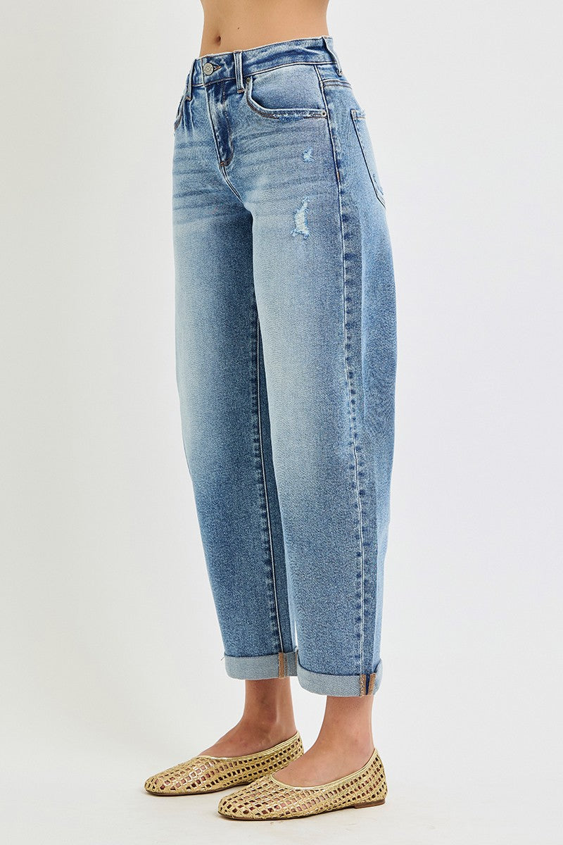 Take It Easy Barrel Jeans: Medium Wash
