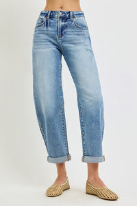 Take It Easy Barrel Jeans: Medium Wash