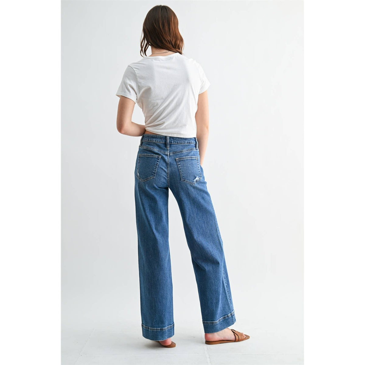 MICA "Camille" Mid Rise Wide Leg Trouser Hem Jeans: Medium Wash