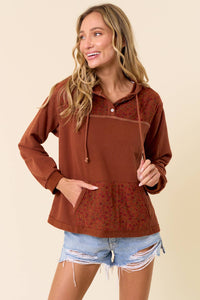 Tracy Hoodie With Cute Floral Contrast: Rust