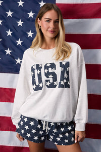 USA Star Patch Sweatshirt: Light Grey – Patriotic Relaxed Fit Fleece Pullover