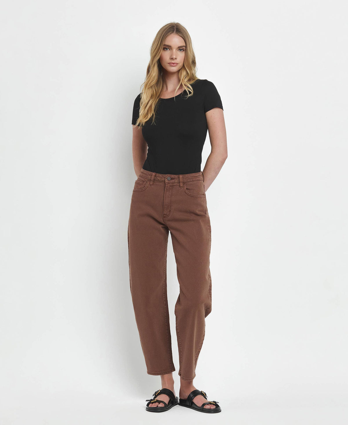 Vervet by Flying Monkey "Kate" Slim Barrel Jeans – Mocha Brown