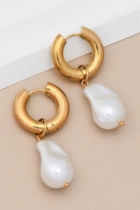 The Brielle Pearl Drop Earrings – 18K Gold Dipped Waterproof Stainless Steel Earrings