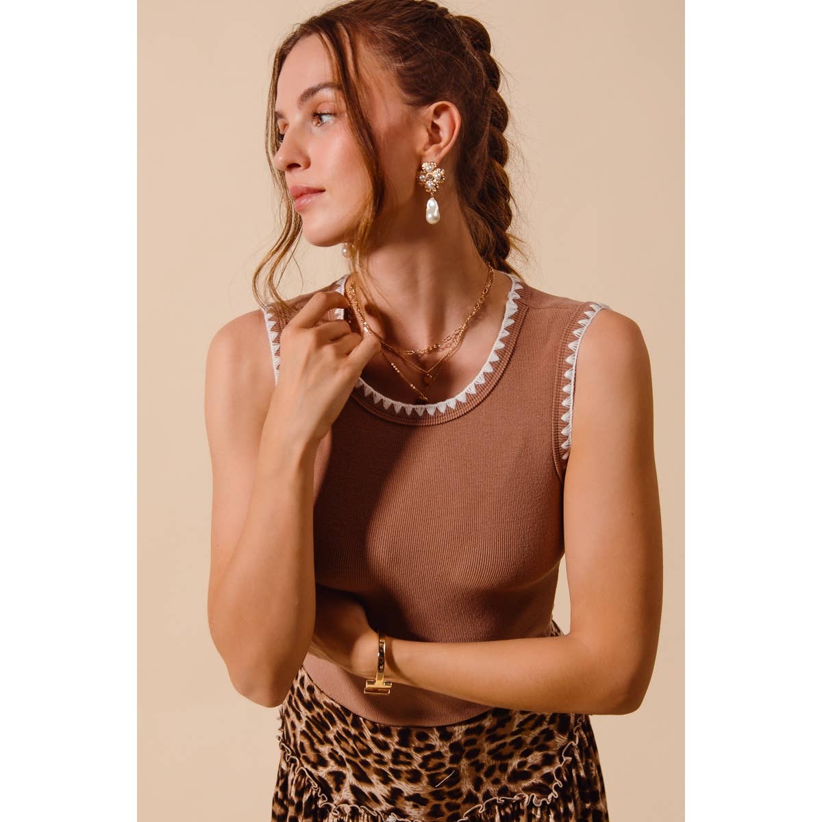 Avery Contrast Embroidered Ribbed Tank: Caramel