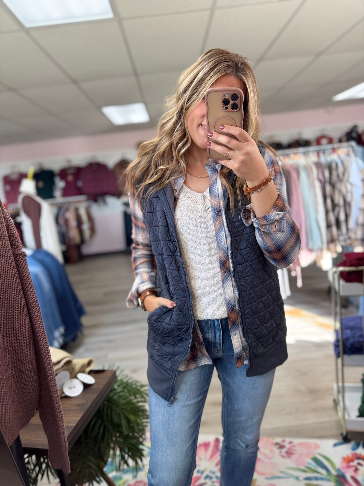 Staccato Quilted Hooded Vest – Lightweight Layering Essential