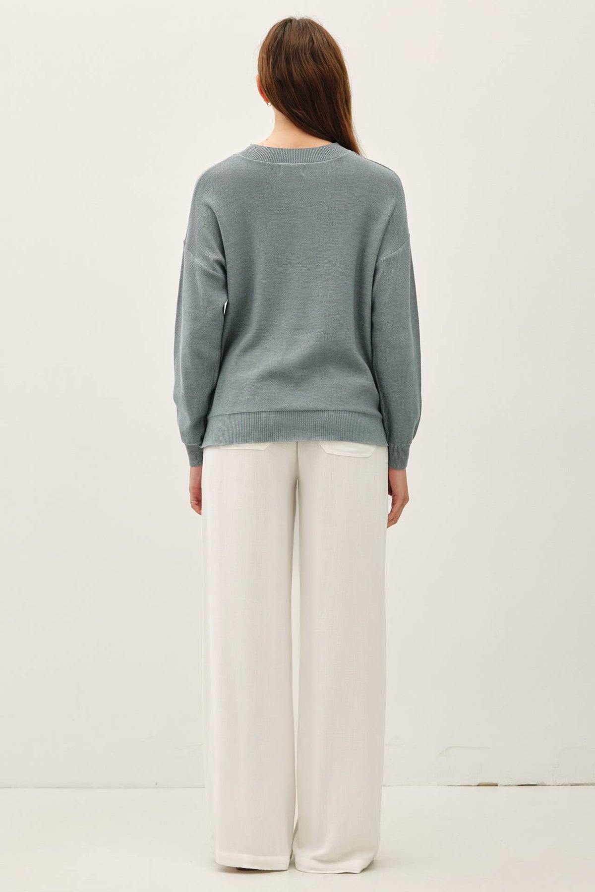 The Callie Lightweight Cotton Sweater – Oatmeal & Dusty Blue